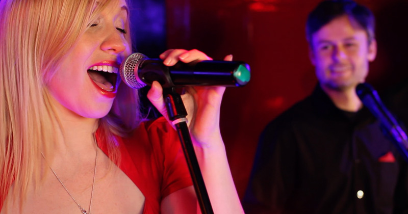 university-balls wedding-party-band